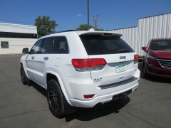 Used 2014 Jeep Grand Cherokee 4d SUV 4WD Overland at Charbonneau Car Center near Dickinson, ND