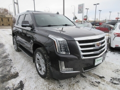 Used 2018 Cadillac Escalade 4d SUV 4WD Luxury at Charbonneau Car Center near Dickinson, ND