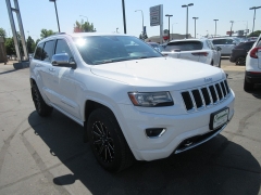 Used 2014 Jeep Grand Cherokee 4d SUV 4WD Overland at Charbonneau Car Center near Dickinson, ND