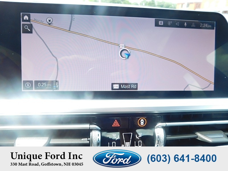 2021 BMW 3 Series 330e - Photo 22