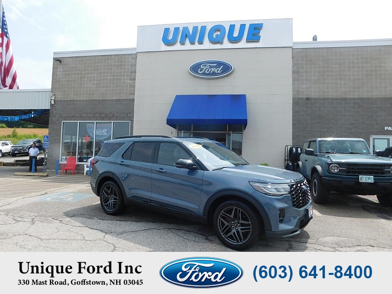 2025 Ford Explorer ST