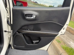 Used 2020  Jeep Compass 4d SUV 4WD Latitude at Clutts Auto Sales near Hazard&comma; KY