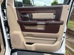 Used 2015  Ram 2500 4WD Crew Cab Laramie at Clutts Auto Sales near Hazard&comma; KY