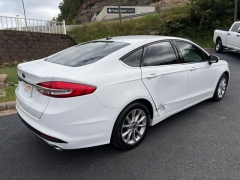 Used 2017  Ford Fusion 4d Sedan SE 2&period;5L at Clutts Auto Sales near Hazard&comma; KY
