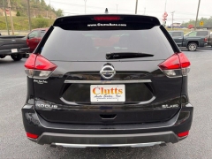 Used 2017  Nissan Rogue 4d SUV AWD SL at Clutts Auto Sales near Hazard&comma; KY