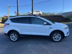 Used 2018 Ford Escape 4d SUV 4WD SEL at Clutts Auto Sales near Hazard, KY