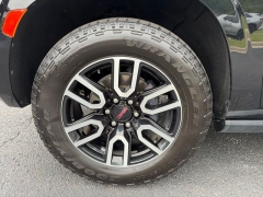 Used 2023  GMC Yukon 4WD 4dr AT4 at Clutts Auto Sales near Hazard&comma; KY
