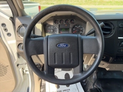 Used 2008  Ford Super Duty F-350 4WD Reg Cab XL SRW at Clutts Auto Sales near Hazard&comma; KY