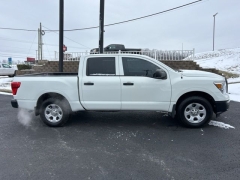 Used 2017  Nissan Titan 4WD Crew Cab S at Clutts Auto Sales near Hazard&comma; KY