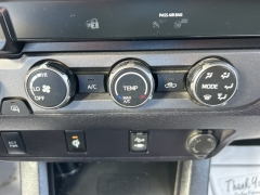 Used 2019  Toyota Tacoma 4WD Access Cab TRD Off-Road at Clutts Auto Sales near Hazard, KY