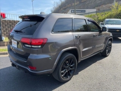 Used 2020  Jeep Grand Cherokee 4d SUV 2WD Laredo at Clutts Auto Sales near Hazard&comma; KY