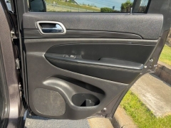 Used 2020  Jeep Grand Cherokee 4d SUV 2WD Laredo at Clutts Auto Sales near Hazard&comma; KY