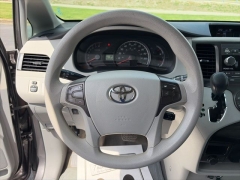 Used 2012  Toyota Sienna 4d Wagon LE V6 at Clutts Auto Sales near Hazard&comma; KY