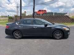 Used 2015  Nissan Altima 4d Sedan S 2&period;5L at Clutts Auto Sales near Hazard&comma; KY