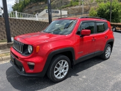Used 2019 Jeep Renegade 4d SUV 4WD Latitude at Clutts Auto Sales near Hazard, KY