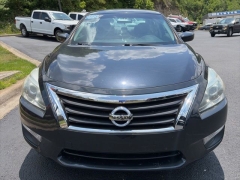 Used 2015  Nissan Altima 4d Sedan S 2&period;5L at Clutts Auto Sales near Hazard&comma; KY