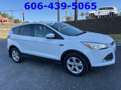 Used 2015 Ford Escape 4d SUV 4WD SE at Clutts Auto Sales near Hazard, KY