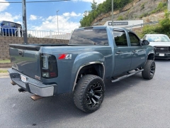 Used 2011  GMC Sierra 1500 4WD Crew Cab SLE at Clutts Auto Sales near Hazard&comma; KY