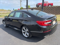 Used 2018  Honda Accord Sedan 4d Touring 2&period;0T at Clutts Auto Sales near Hazard&comma; KY