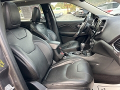 Used 2019 Jeep Cherokee 4d SUV 4WD Limited 2.0L Turbo at Clutts Auto Sales near Hazard, KY