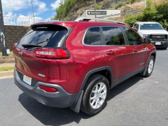 Used 2015  Jeep Cherokee 4d SUV 4WD Latitude at Clutts Auto Sales near Hazard&comma; KY