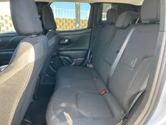 Used 2018  Jeep Renegade 4d SUV 4WD Latitude Altitude at Clutts Auto Sales near Hazard&comma; KY