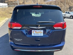 Used 2020  Chrysler Pacifica 4d Wagon Touring at Clutts Auto Sales near Hazard&comma; KY