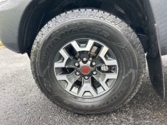 Used 2014 Toyota Tacoma 2WD Double Cab PreRunner at Clutts Auto Sales near Hazard, KY