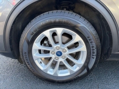 Used 2020  Ford Escape 4d SUV AWD SE at Clutts Auto Sales near Hazard&comma; KY