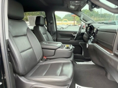 Used 2025  GMC Sierra 1500 4WD Crew Cab 147" SLT at Clutts Auto Sales near Hazard&comma; KY