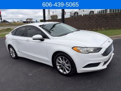 Used 2017  Ford Fusion 4d Sedan SE 2&period;5L at Clutts Auto Sales near Hazard&comma; KY
