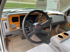 Used 1993  Chevrolet C1500 Pickup 2WD Reg Cab Silverado at Clutts Auto Sales near Hazard&comma; KY