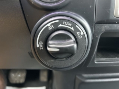 Used 2017  Nissan Titan 4WD Crew Cab S at Clutts Auto Sales near Hazard&comma; KY