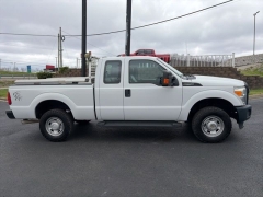Used 2016  Ford Super Duty F-250 4WD Supercab XL at Clutts Auto Sales near Hazard&comma; KY