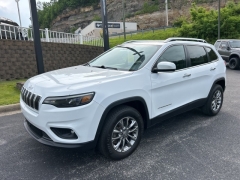 Used 2020 Jeep Cherokee 4d SUV 4WD Latitude Plus Altitude 3.2L at Clutts Auto Sales near Hazard, KY
