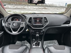 Used 2017  Jeep Cherokee 4d SUV 4WD Trailhawk V6 at Clutts Auto Sales near Hazard&comma; KY