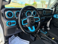 Used 2020  Jeep Gladiator Crew Cab Sport at Clutts Auto Sales near Hazard&comma; KY