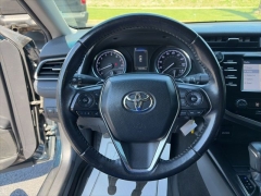 Used 2019  Toyota Camry 4d Sedan SE at Clutts Auto Sales near Hazard&comma; KY