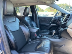 Used 2019 Jeep Cherokee 4d SUV 4WD Latitude Plus 2.4L at Clutts Auto Sales near Hazard, KY