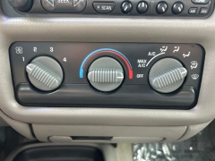 Used 1998  GMC Sonoma Pickup 2WD Ext Cab SLS at Clutts Auto Sales near Hazard&comma; KY