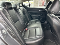 Used 2021  Nissan Altima 2&period;5 SL Sedan at Clutts Auto Sales near Hazard&comma; KY