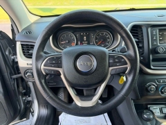 Used 2015  Jeep Cherokee 4d SUV 4WD Sport at Clutts Auto Sales near Hazard&comma; KY