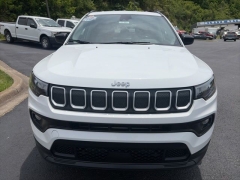 Used 2022  Jeep Compass Latitude Lux 4x4 at Clutts Auto Sales near Hazard&comma; KY