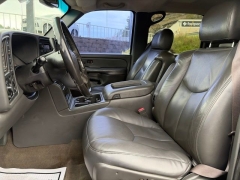 Used 2004  GMC Sierra 2500 4WD Crew Cab HD at Clutts Auto Sales near Hazard&comma; KY