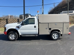 Used 2008  Ford Super Duty F-350 4WD Reg Cab XL SRW at Clutts Auto Sales near Hazard&comma; KY