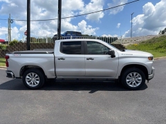 Used 2019  Chevrolet Silverado 1500 4WD Crew Cab Custom at Clutts Auto Sales near Hazard&comma; KY
