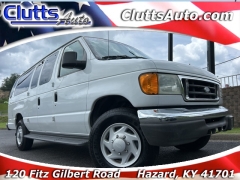 Used 2006 Ford Econoline Wagon E350 Ext Wagon Super XL at Clutts Auto Sales near Hazard, KY
