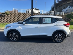 Used 2020  Nissan Kicks 4d SUV FWD SV at Clutts Auto Sales near Hazard, KY