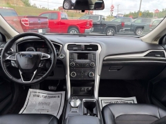 Used 2017  Ford Fusion 4d Sedan SE AWD at Clutts Auto Sales near Hazard&comma; KY