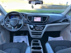 Used 2022  Chrysler Voyager LX FWD at Clutts Auto Sales near Hazard&comma; KY